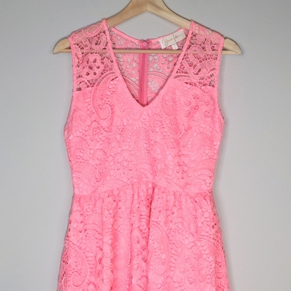 Yumi Kim Summer Heartbeat Orchid Pink Lace Crochet Sleeveless High Low V Neck - Picture 3 of 15